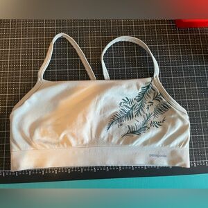 Patagonia sports bra L
